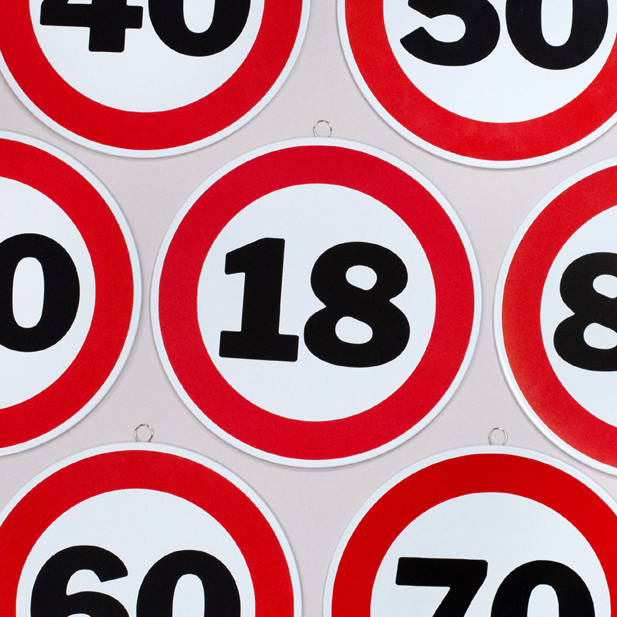 Rundes Blechschild zum Geburtstag & Jubiläum 25 cm im Verkehrsschild Design - Übersicht Nahaufnahme