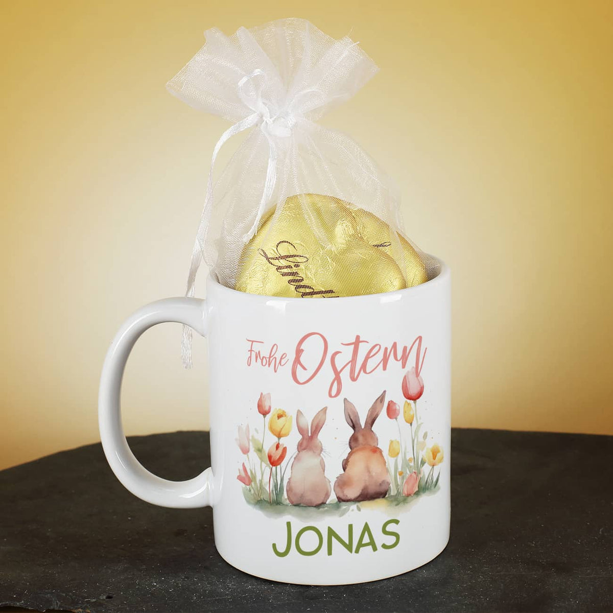 Frohe Ostern - Tasse mit Lindt Schokoladenherzen
