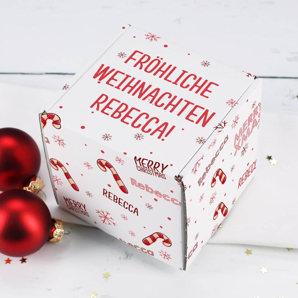 Geschenkbox mit Name personalisiert & Schneeflocken bedruckt