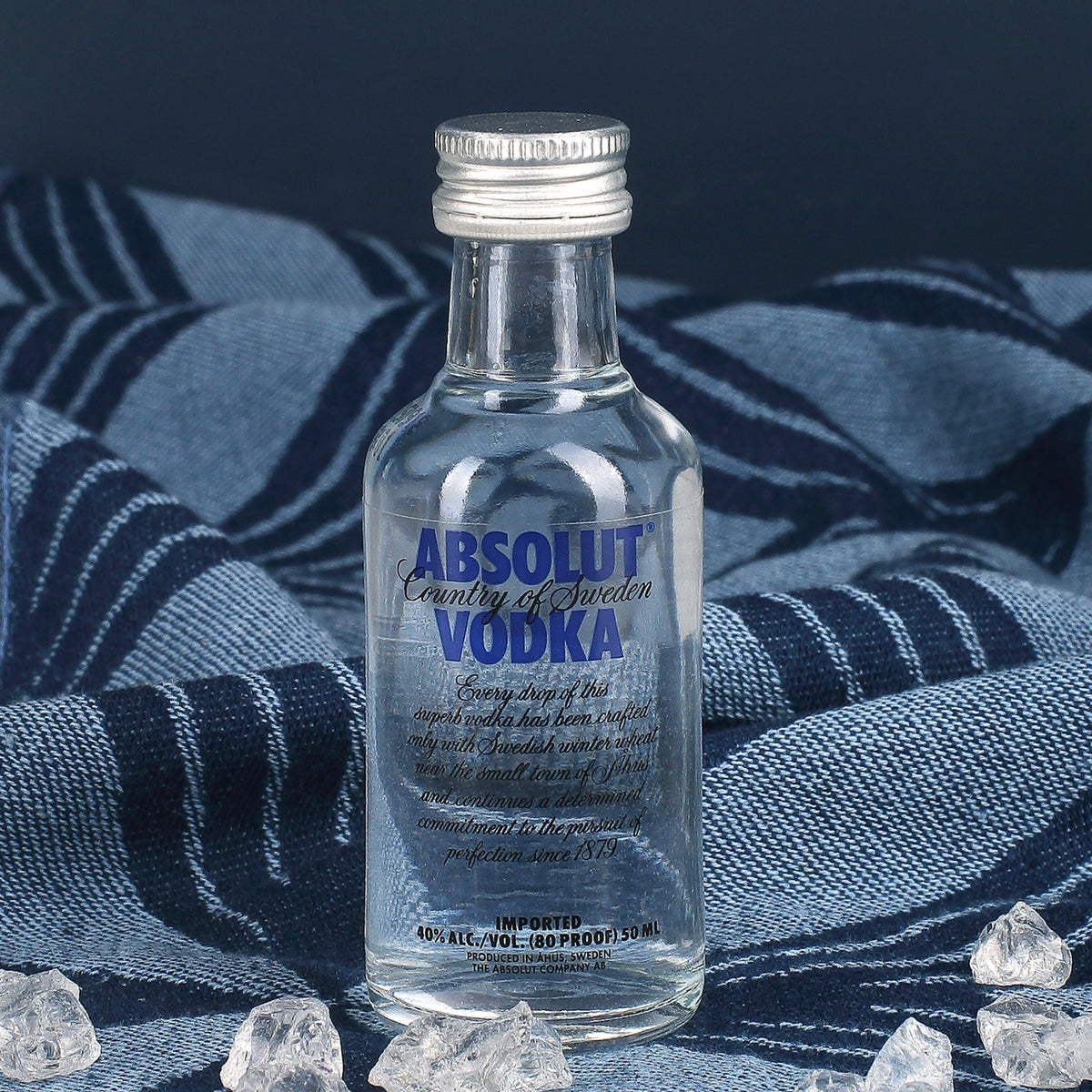 Mini-Flasche Absolut Vodka 50 ml im Detail