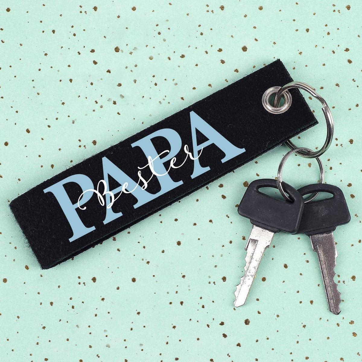 Schlüsselanhänger PAPA mit den Namen der Kinder