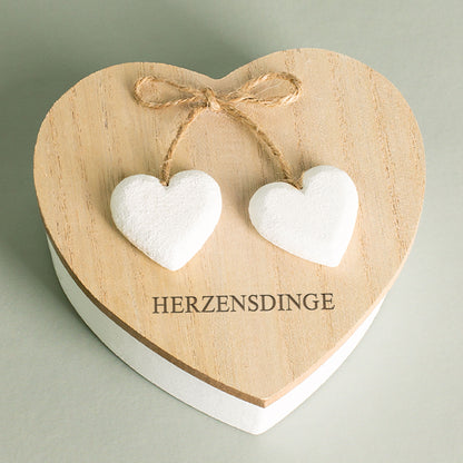 Personalisierte Herzdose aus Holz zur Hochzeit oder Verlobung