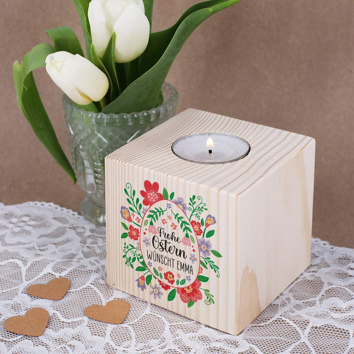 Teelichthalter aus Holz zu Ostern mit Wunschtext & buntem Blumen Motiv