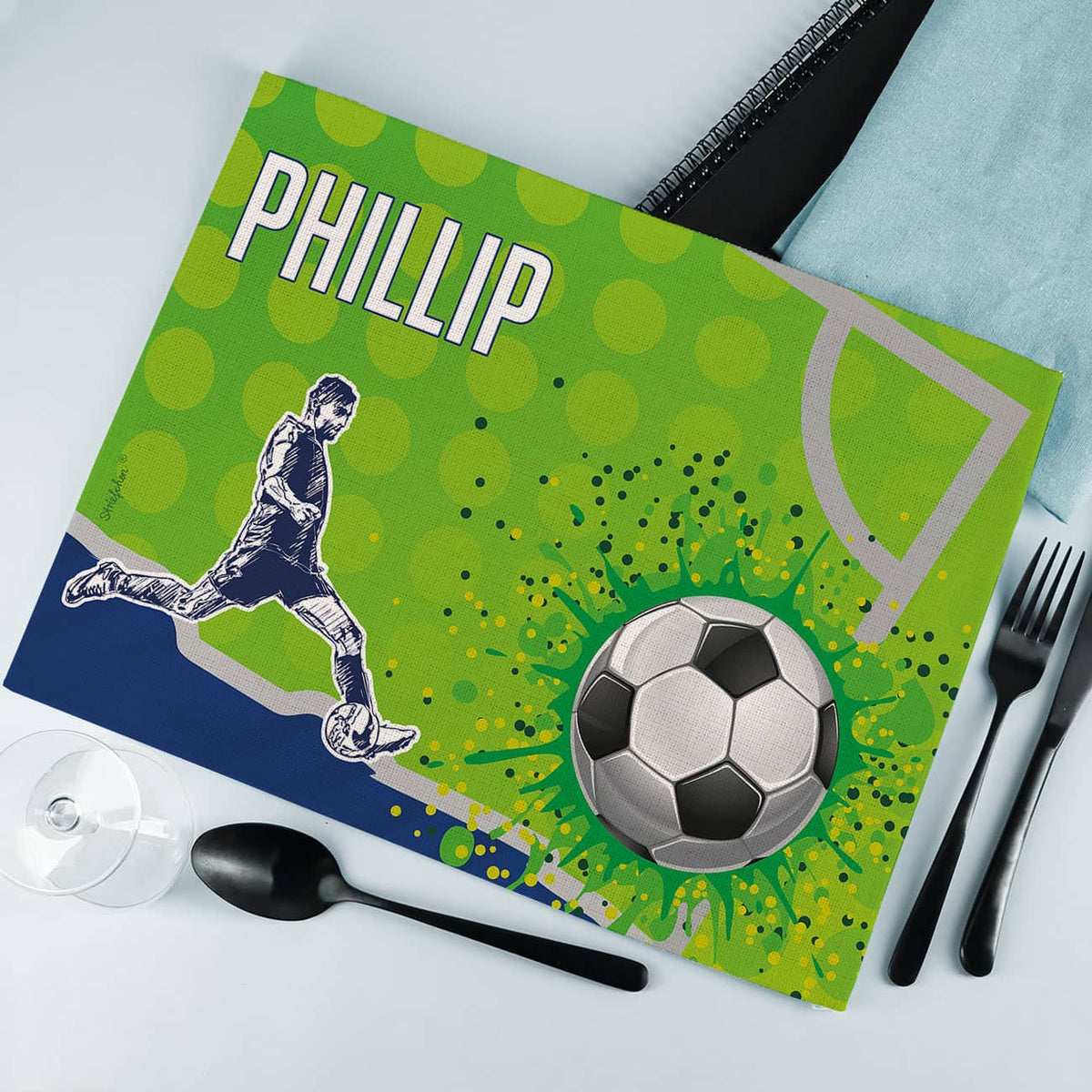 Platzdeckchen bedruckt mit Fußball und Fußballspieler mit Wunschname