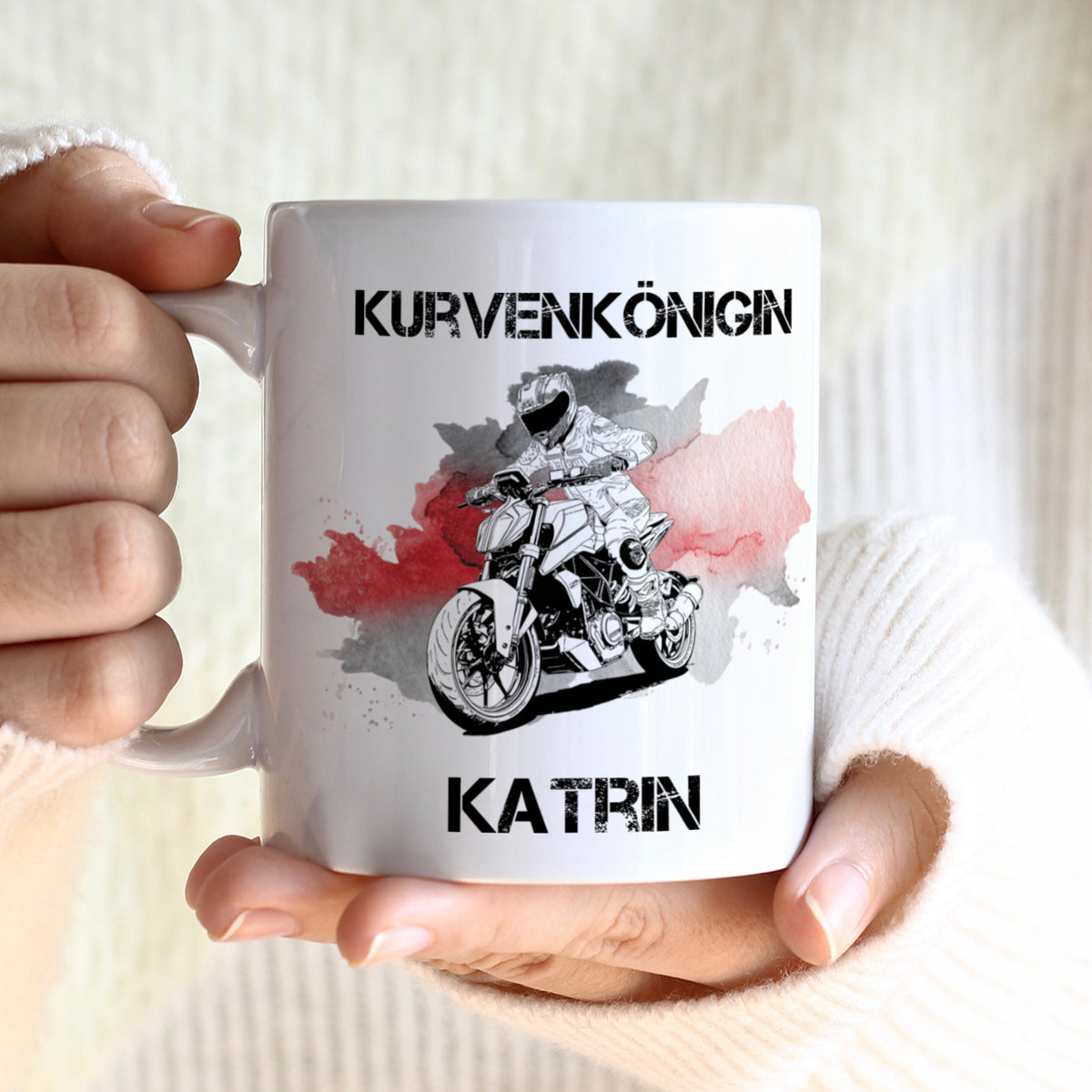 Keramiktasse mit Naked-Bike-Motiv Kurvenkönigin und Name Katrin, personalisiert