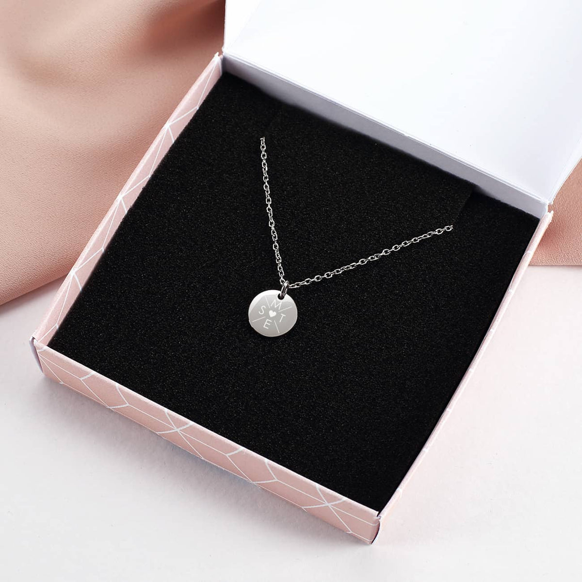 Halskette mit Initialen & Herz - Familienkette - in Geschenkbox