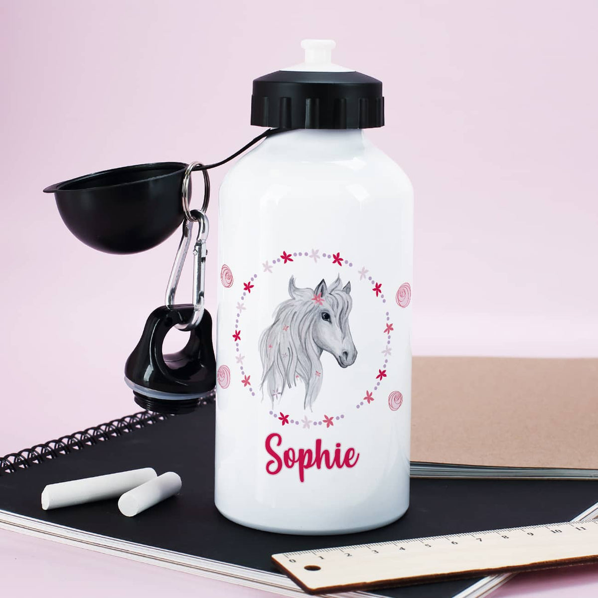Aluminium-Trinkflasche mit Pferd, Blüten und Name