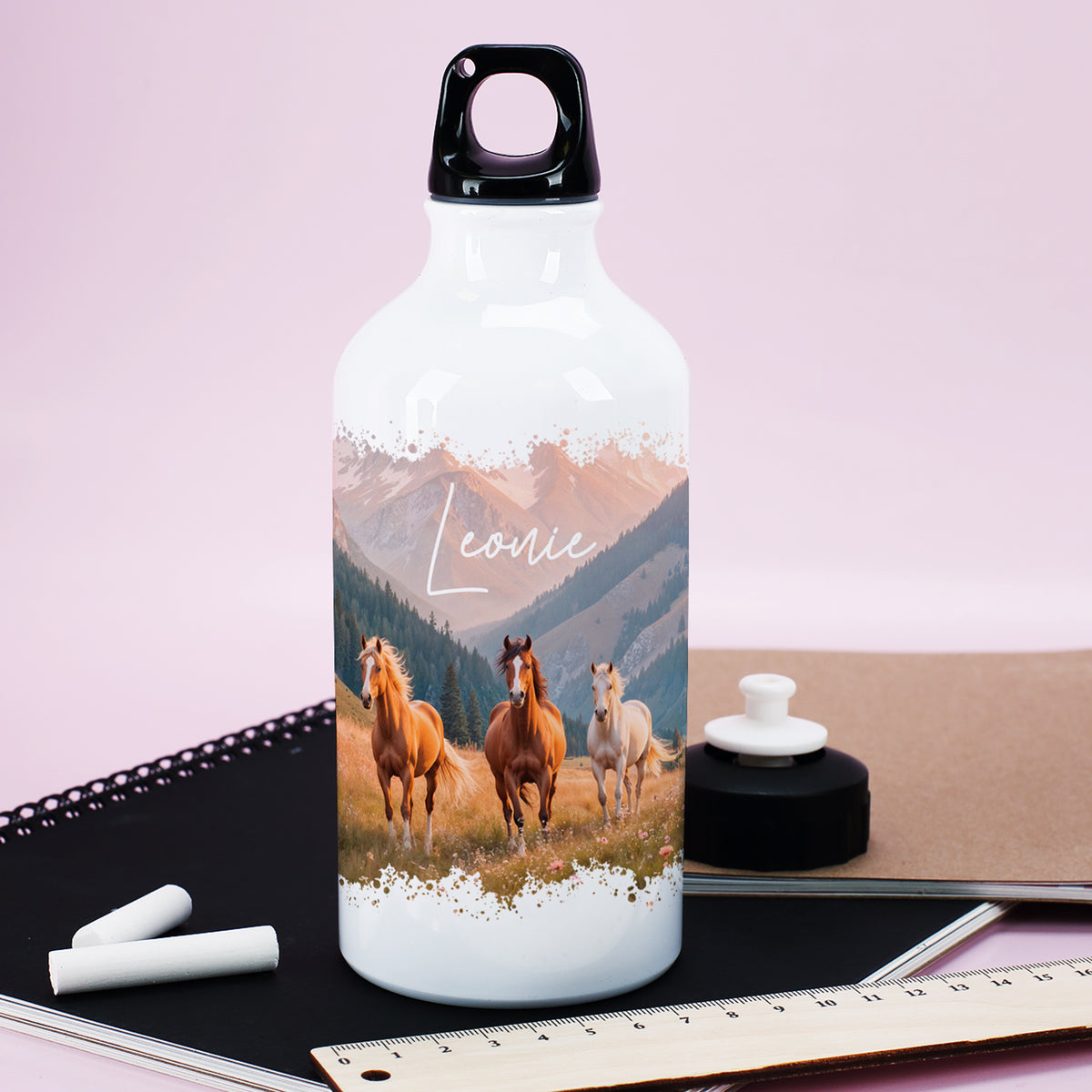 Trinkflasche mit Pferde-Motiv und Name „Leonie“ – ideal für Schule oder Freizeit