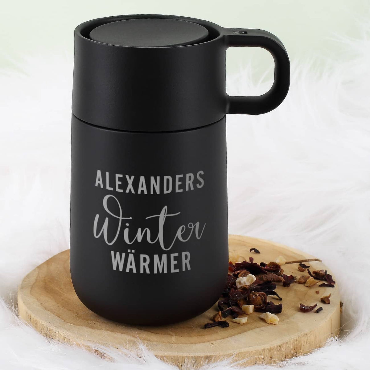 WMF Thermobecher in matt schwarz mit Namensgravur und Winter Wärmer Motiv