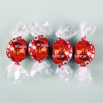 Eine Kleinigkeit zum Valentinstag - 4 Lindorkugeln in persönlich bedruckter Verpackung