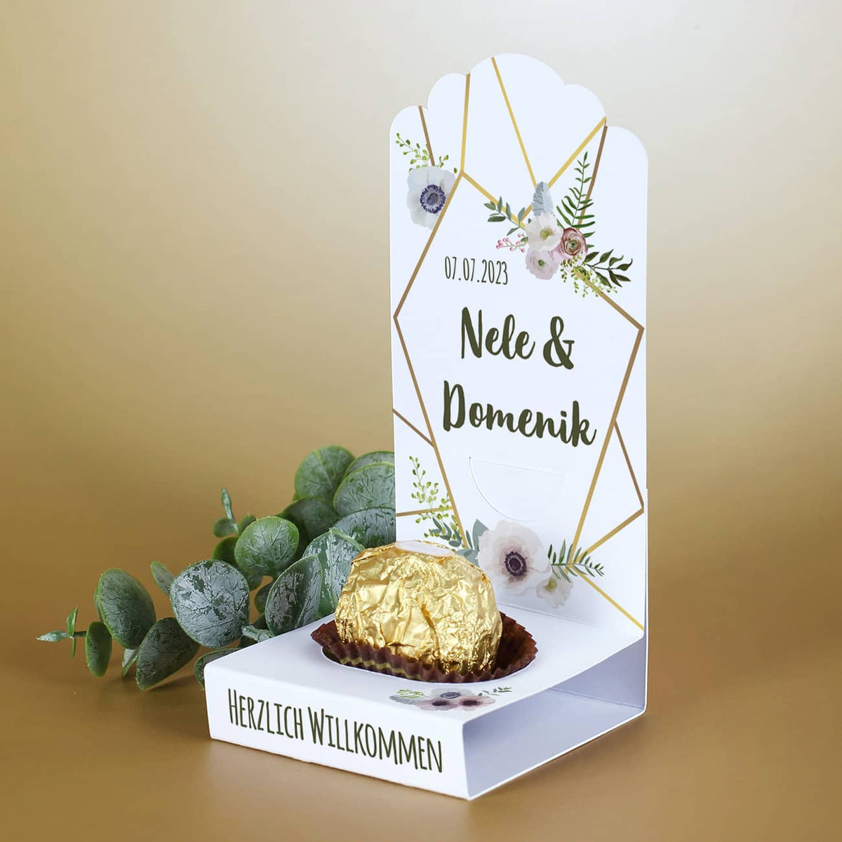 Romantischer Faltaufsteller im 4er-Set als DIY für Ihre Gastgeschenke