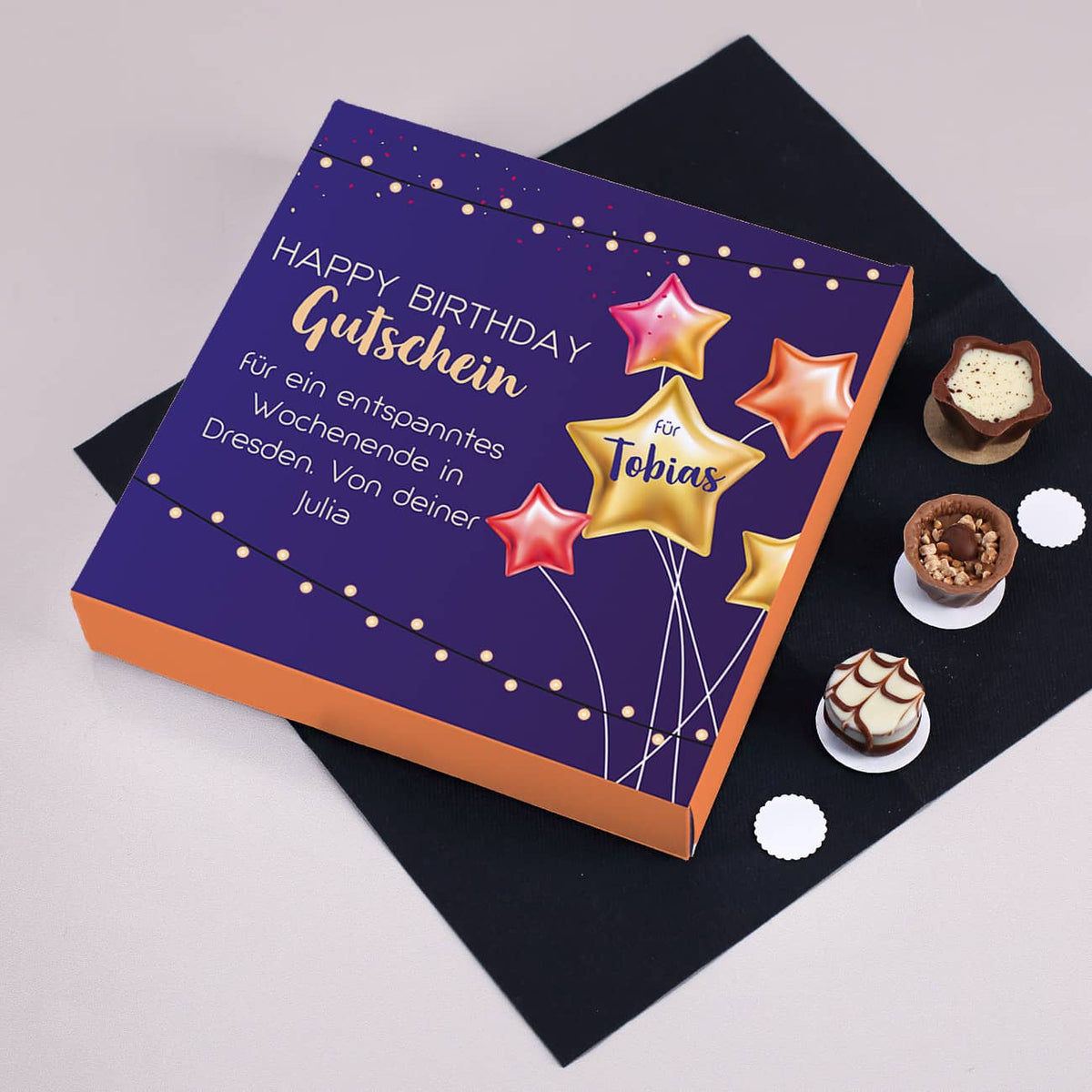 Happy Birthday Pralinen mit einem Gutschein