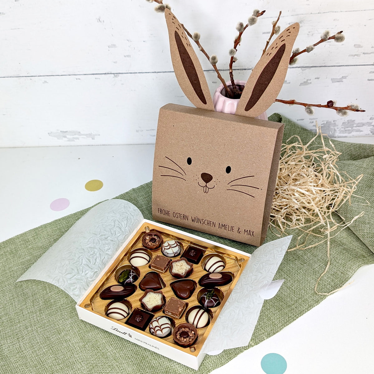 Lindt-Pralinen mit personalisierter Hasen-Banderole zu Ostern