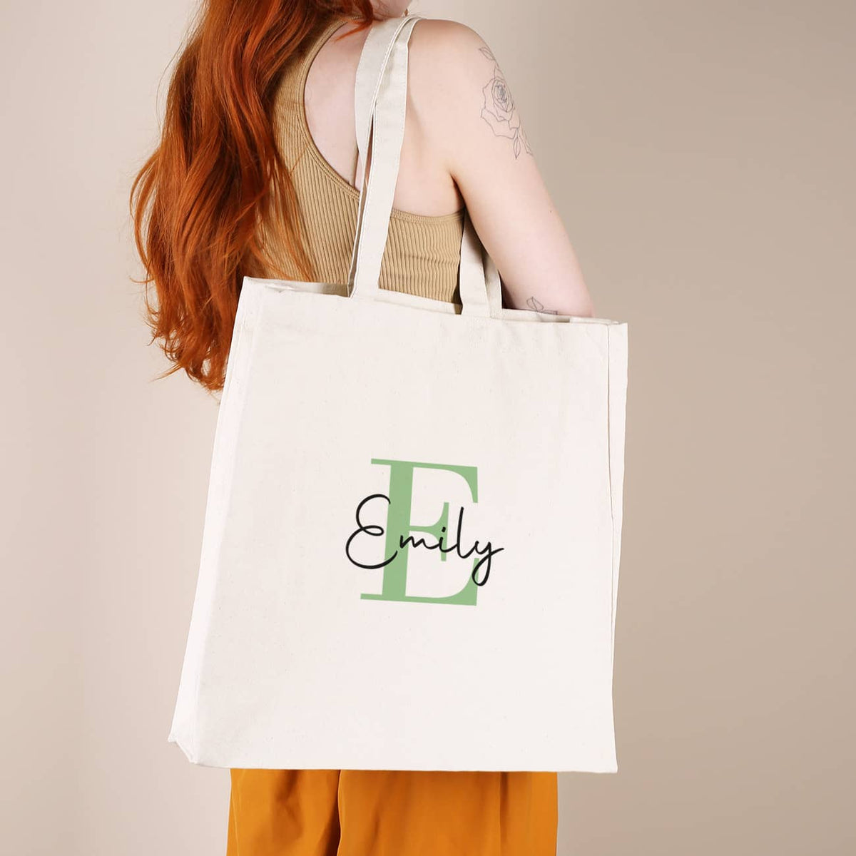 Baumwolltasche mit Initiale in Grün und Name bedruckt