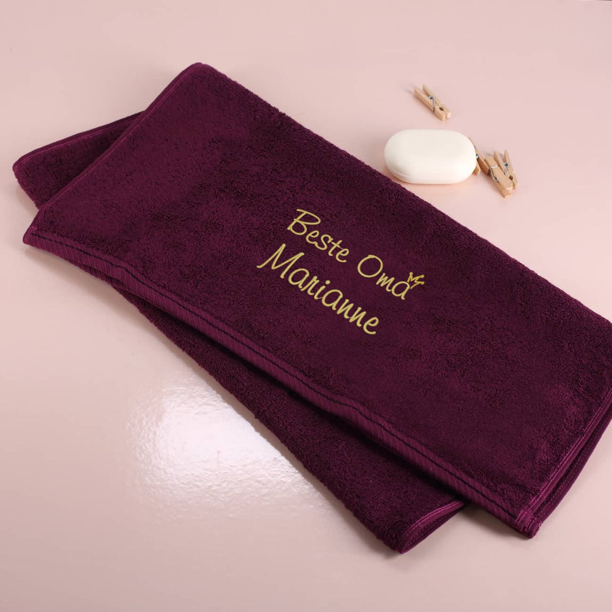 Beste Oma - Badetuch mit Name bestickt