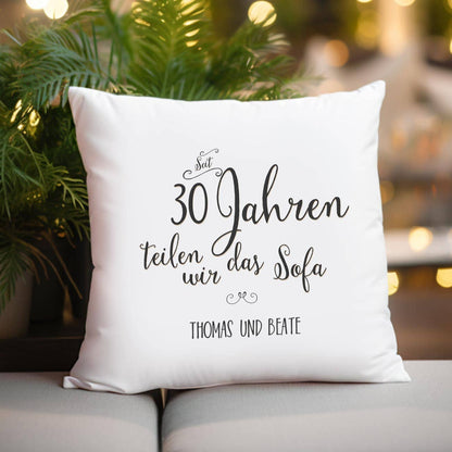 Wir teilen das Sofa - Kissen mit Wunschtext