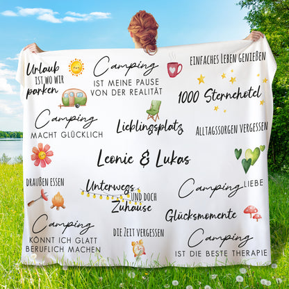 Camping-Kuscheldecke mit personalisiertem Text – ideal für Outdoor-Abenteuer und Wohnmobil-Reisen