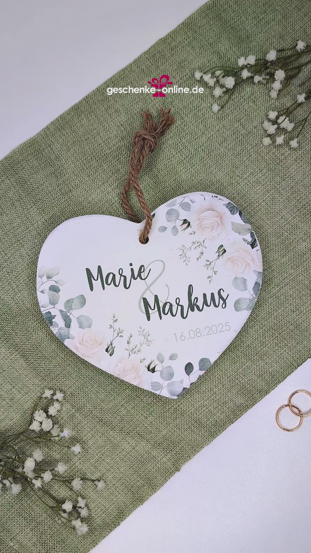 personalisiertes Holzherz zur Hochzeit oder zum Jahrestag